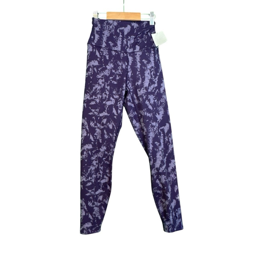 NWT Nike Purple Patterned Leggings Athletic Wear SZ:XS